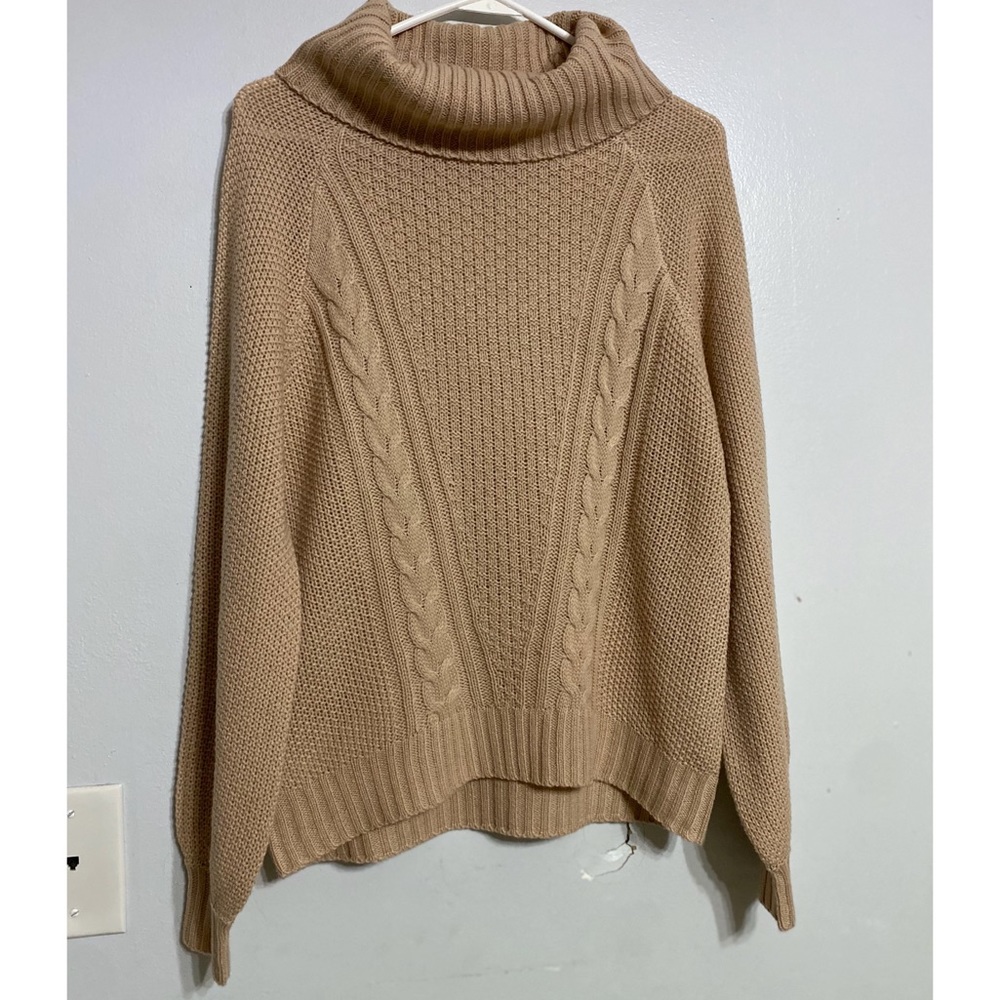Adorable cozy sweater